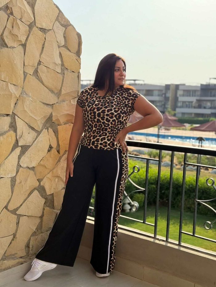 ⁦Tiger & Black Set Two Pieces Short Sleeve Top & Wide Leg Pants⁩ - الصورة ⁦7⁩