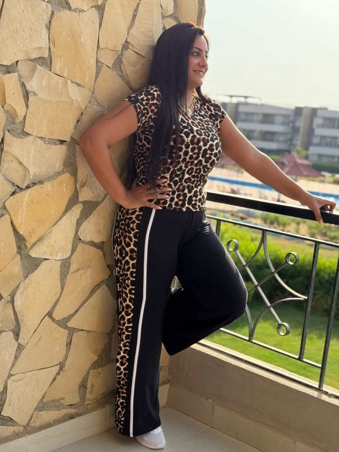 ⁦Tiger & Black Set Two Pieces Short Sleeve Top & Wide Leg Pants⁩ - الصورة ⁦5⁩