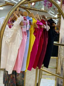 Plain Color Ruffles Sleeveless Top - Image 3