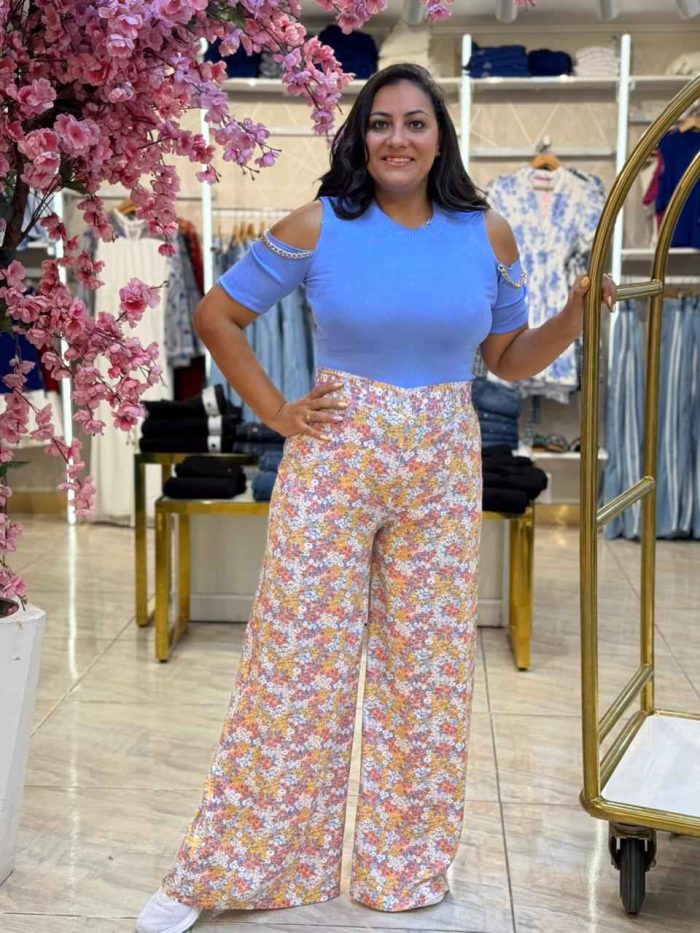 Wide Leg Flowery Pants - Image 3