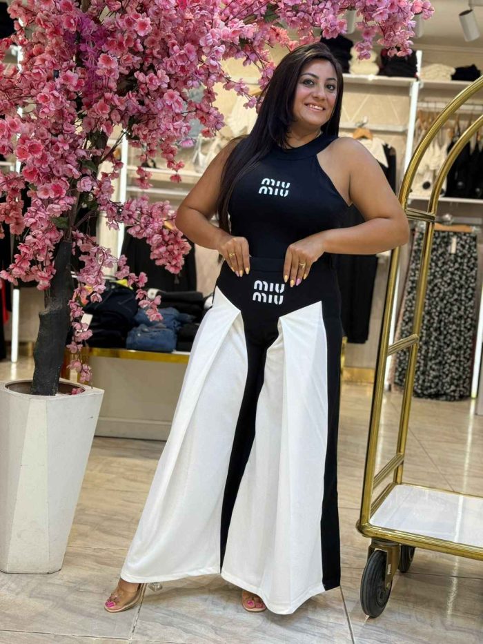Set Two Pieces Sleeveless Top & Wide Leg Pants - Image 3