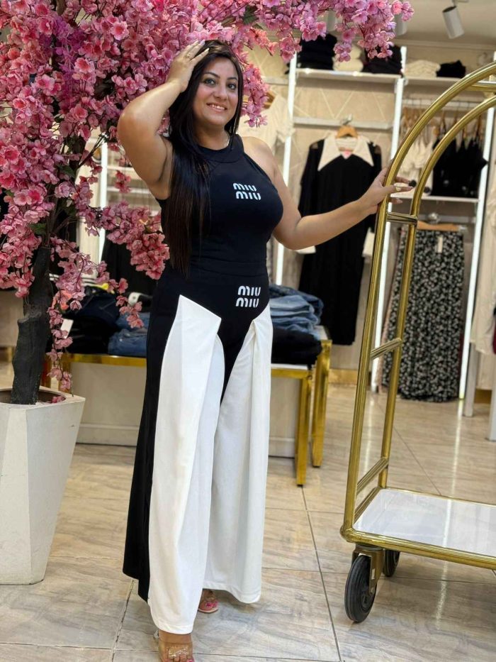 Set Two Pieces Sleeveless Top & Wide Leg Pants - Image 2
