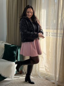 ⁦Long Sleeve Black Drop Pearls Jacket⁩ - الصورة ⁦2⁩