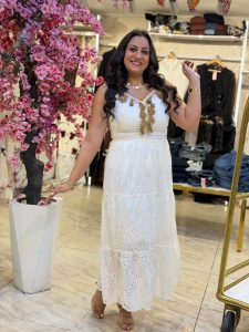 ⁦Handmade Guipure Sleeveless Long Dress⁩ - الصورة ⁦4⁩