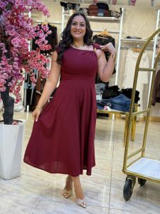 Sleeveless Plain Color Side Brooch Long Dress - Image 10