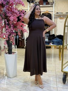 Sleeveless Plain Color Side Brooch Long Dress - Image 6