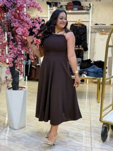 Sleeveless Plain Color Side Brooch Long Dress - Image 7