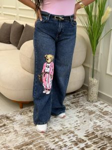 ⁦Wide Leg Rose Teddy Bear Jeans Pants⁩ - الصورة ⁦2⁩