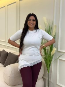 ⁦Short Sleeve Plain Color Top⁩ - الصورة ⁦4⁩