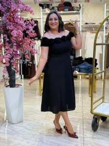 ⁦Off Shoulder Plain Color Front Flowers Long Dress⁩ - الصورة ⁦9⁩