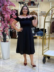 ⁦Off Shoulder Plain Color Front Flowers Long Dress⁩ - الصورة ⁦8⁩