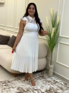 Sleeveless Plain Color Long Dress with Lace - Image 7