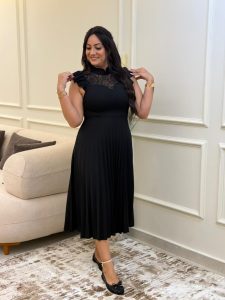 Sleeveless Plain Color Long Dress with Lace - Image 2