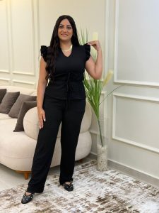 Ruffles Sleeve Blouse With Tie at the Waist - Image 3