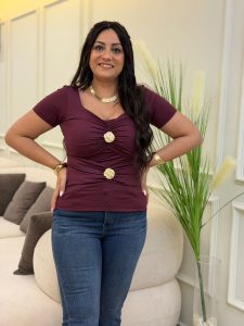 Short Sleeve Front Brooches Top