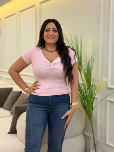 Short Sleeve Front Brooch Top