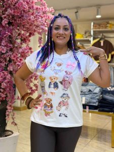Over-size T-shirt with Teddy Bears and Bows - Image 4