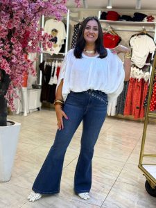 ⁦Wide Plain Color Blouse⁩ - الصورة ⁦8⁩