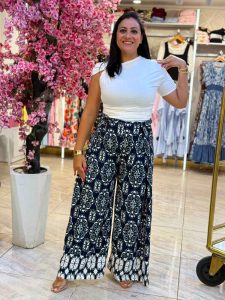 Front Buttons Wide Leg Pants - Image 15
