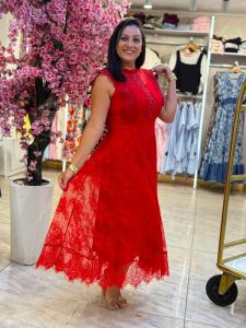 Sleeveless Long Guipure Lace Dress - Image 11