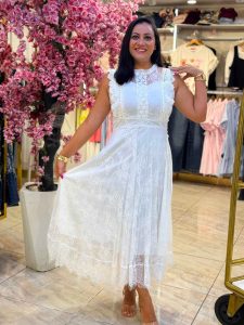 Sleeveless Long Guipure Lace Dress - Image 2