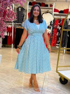 Short-sleeved Patterned Viscose Dress with a Tie-waist. - Image 6