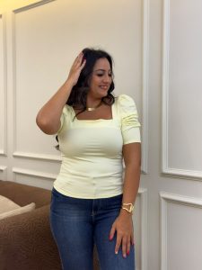 Short Sleeve Plain Color Top - Image 3