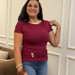 Short Sleeve Plain Color Front Brooch Top