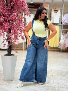 ⁦Wide Leg One Strap Jeans Jumpsuit⁩ - الصورة ⁦2⁩