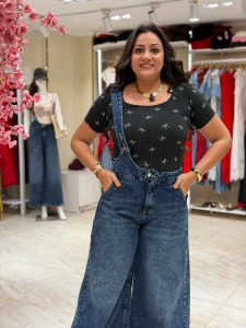 Short Sleeve T-shirt - Image 8