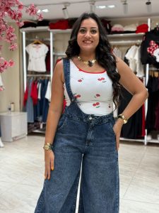 Sleeveless T-shirt - Image 4