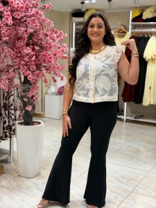 ⁦Short Ruffle Sleeve Blouse⁩ - الصورة ⁦9⁩