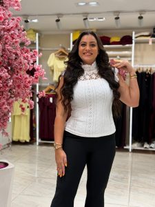 Sleeveless Blouse with Guipure Lace
