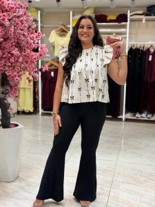 Short Ruffle Sleeve Blouse with Small Bows - Image 2